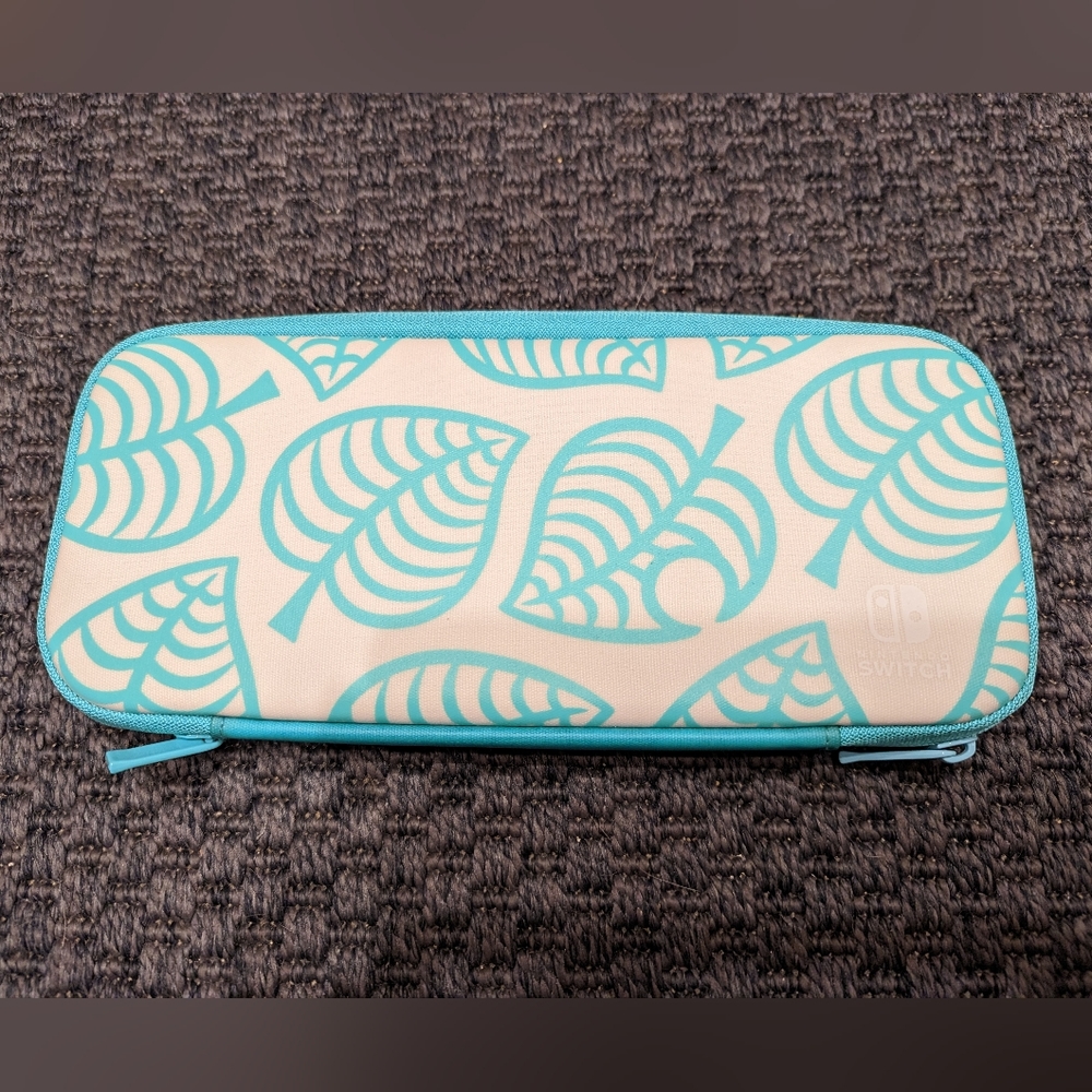 Nintendo Switch Animal Crossing: New Horizons Aloha Edition Carrying Case